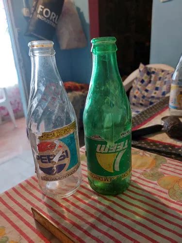 Botellas De Refresco Pepsi Y Teem Cc D Cada De Los Cuotas