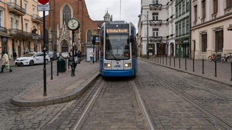 Krakowskie MPK kupi nowe tramwaje Ma ich być nawet 90 TVN24