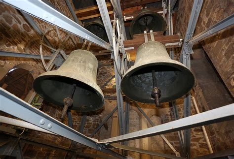 Glockenl Uten Kirchen In Xanten Und Rheinberg Gedenken Der Flutopfer