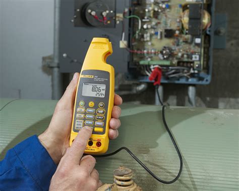 Buy Fluke 773 Advanced Milliamp Process Clamp Meter Online At Lowest