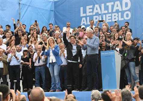 Sin Cristina Kirchner Axel Kicillof encabezó el acto del Día de la