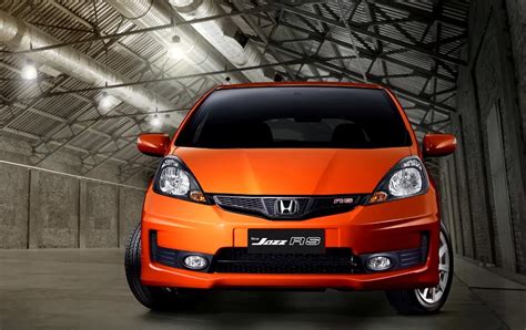 DEALER RESMI HONDA BINTANG SOLO BARU SURAKARTA READY JAZZ RS SOLO