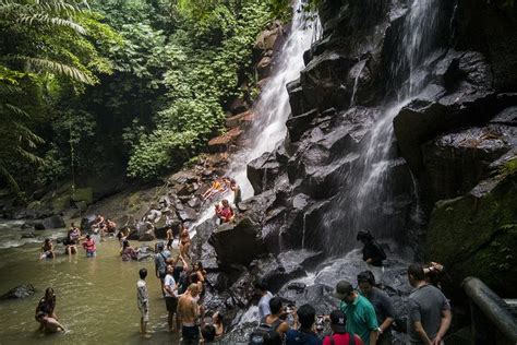 Air Terjun Kanto Lampo Lokasi Harga Tiket Jam Buka Daya