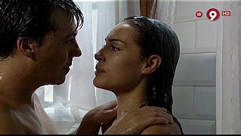 María Almudéver desnuda en Cien maneras de acabar con el amor XVIDEOS