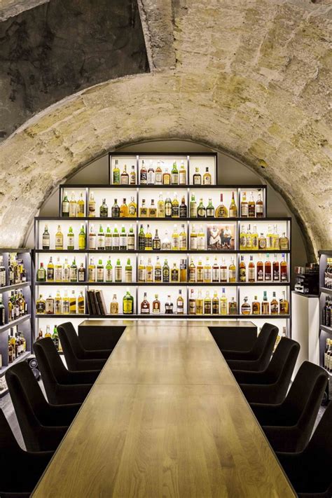 Whisky Bar / jbmn architectes | ArchDaily