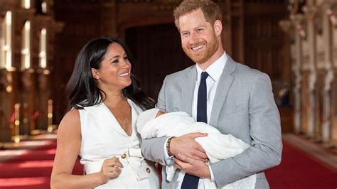 A Look At Prince Harry And Meghan Markles Children Archie And Lilibet