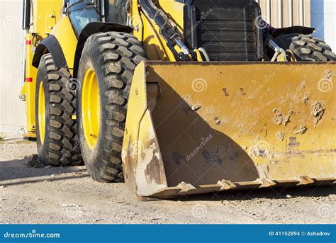 Excavation equipment stock photo. Image of blade, borrow - 41152894