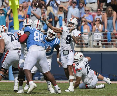 Photos The Best Shots From The Auburn And Ole Miss Game Sports Illustrated Auburn Tigers News