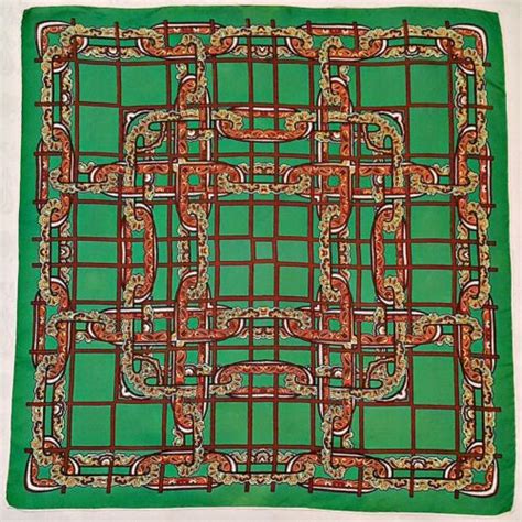 SCARF VINTAGE AUTHENTIC PLAIDS CHECKS CHAINS GREEN SILK 27 SQUARE EBay