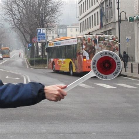 Smog Tutti I Dati Dei Nuovi Rilevamenti Estendere Le Targhe Alterne