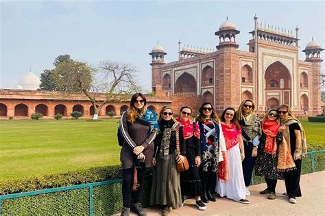 Private Overnight Taj Mahal Agra Tour From Delhi