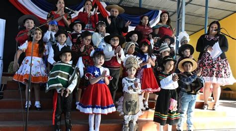 Colegio Héroes de Atacama celebra Fiestas Patrias Diario Chañarcillo