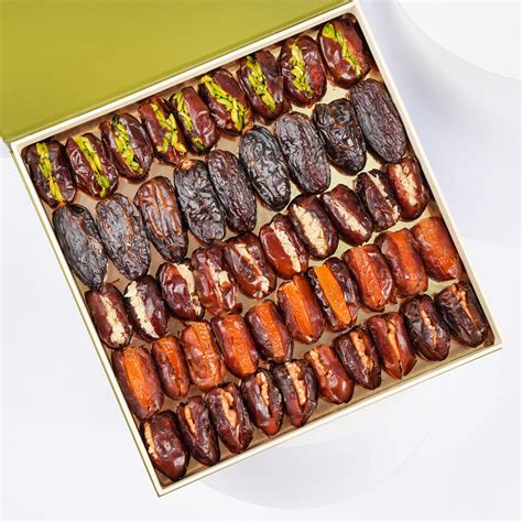 Online Delightful Premium Dates Boxes T Delivery In Uae Fnp