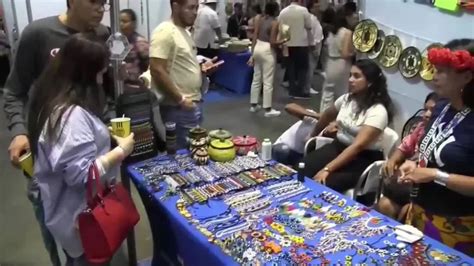 Más de 400 artesanos de Panamá exhiben sus productos en Feria Nacional