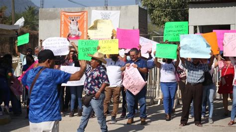 Trabajadores Del Penal De Acapulco Exigen Un Bono De Riesgo Paran