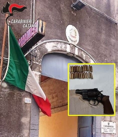 Catania I Carabinieri A San Cristoforo Arrestano Pusher E Trovano