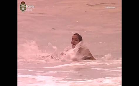 Deborah Secco Bikini Scene In Celebridade AZNude