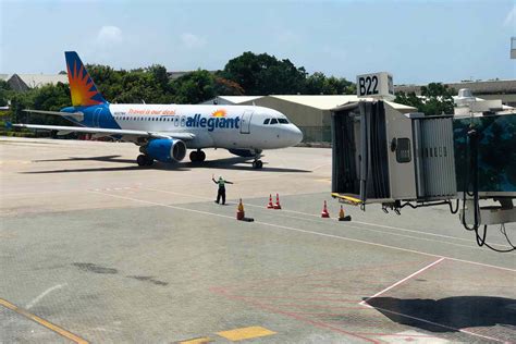 Allegiant Air Reviews: What to Know Before You Fly