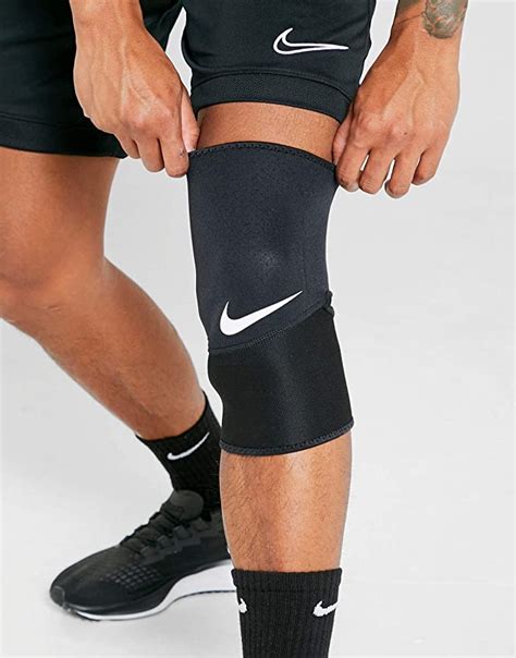 Nike Pro Closed Patella Knee Sleeve 2 0 Black Soccer Shop USA