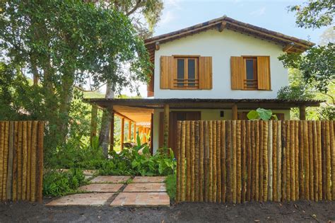 Fotos Casa dos sonhos nasce ao redor de árvore e celebra brasilidades