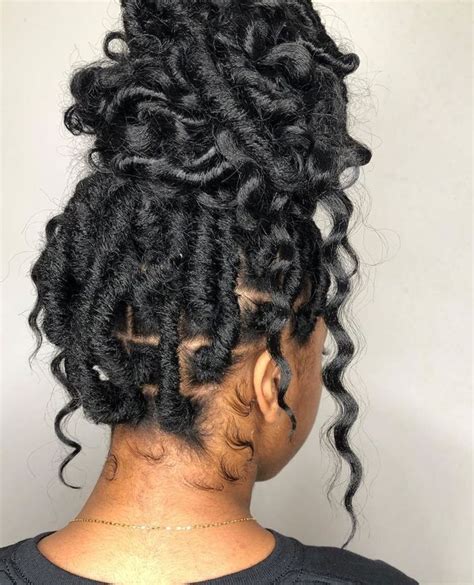 Pin By Kenna Mcwilliams On Hair Ideas Locs Hairstyles Faux Locs