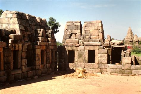 Chausath Yogini Temple, Madhya Pradesh - Info, Timings, Photos, History