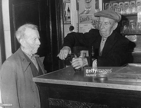 Louis De Beer Photos Et Images De Collection Getty Images