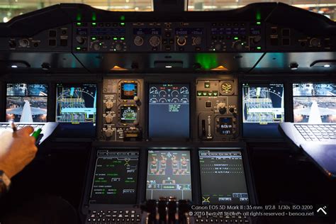 A380 Cockpit - Benoa in Japan