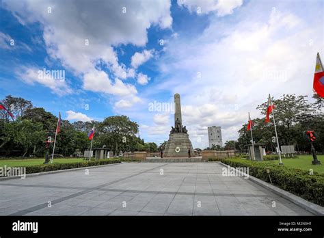 jose rizal monument manila  res stock photography  images alamy