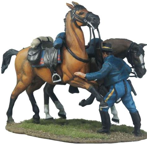 Holding the horses 7th cavalry|painted toy soldier |1/30th scale