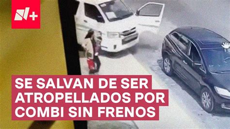 Mujer Y Sus Hijos Se Salvan De Milagro De Ser Atropellados Por Combi