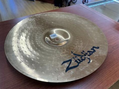 Zildjian Zbt Crash 18 45cm Ride Cymbal 642388190579 Ebay