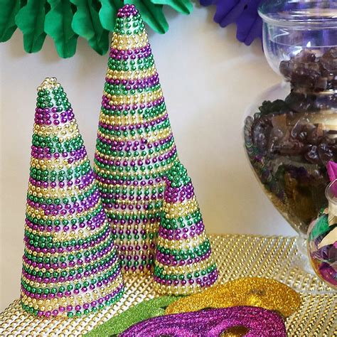 DIY Mardi Gras Cone Decor | Fun365