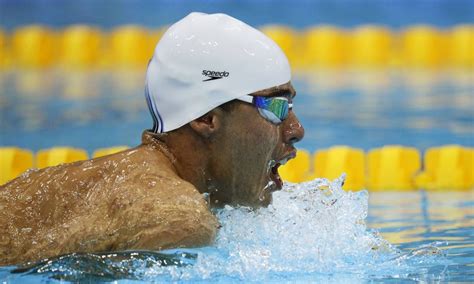 Daniel Dias quebra recorde mundial dos 100m peito nas Paralimpíadas