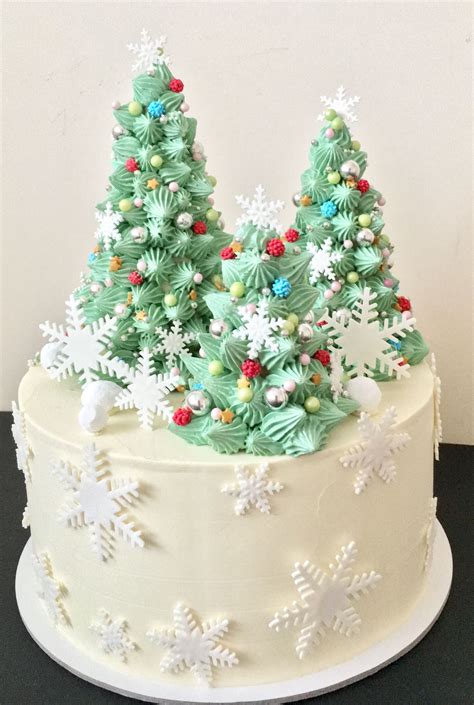 Christmas Themed Cakes