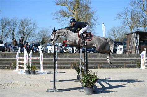 Le Haras Des Coudrettes E Place Pour F Line Auvers