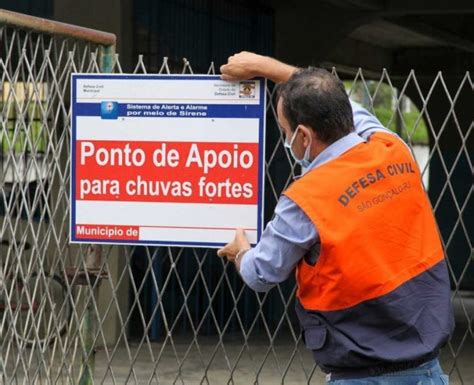 Defesa Civil de São Gonçalo sinaliza espaços selecionados como pontos