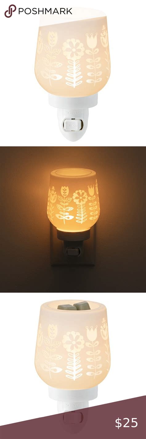 Nwt Scentsy Folk Flowers Mini Warmer