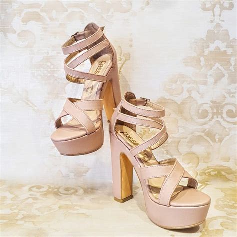 Zapatilla de Fiesta Nude Cruzada Tacón Alto Almudena Boutique Ropa