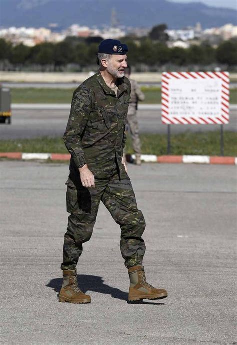 El Rey Felipe Vi Muestra Su Versi N M S Poderosa Con Uniforme Militar