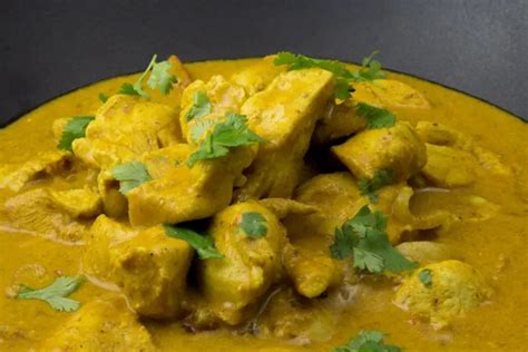 Korma De Poulet Aux épices Indiennes Line Lisbonne Et Cie