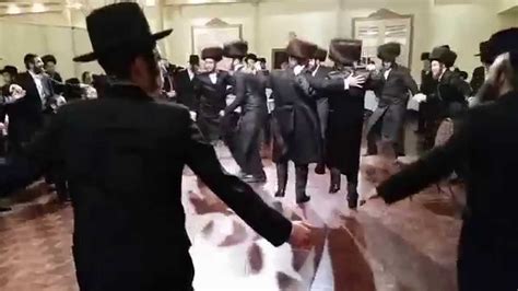 Jewish dance | Doovi