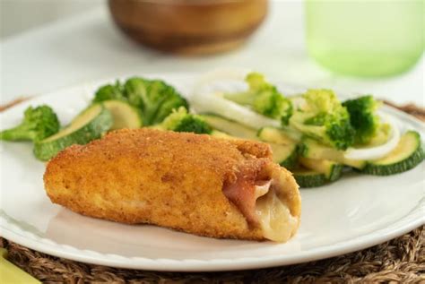 Rollitos de Pollo Rellenos de Jamón y Queso Con Sal y Azucar