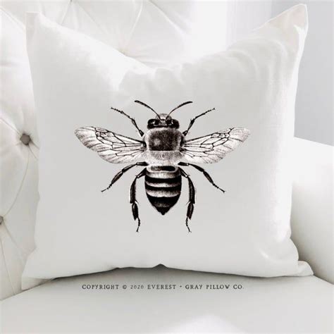 Black And White Honey Bee Throw Pillow 18 X 18 Pillow Cover Etsy