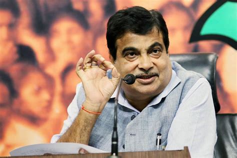 Gadkari Orders Master Plan For Nagpurs Civic Issues Highlights Urgent