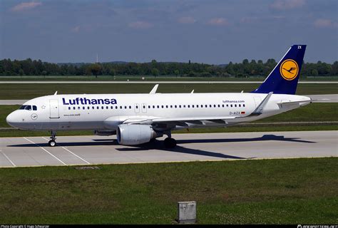 D AIZX Lufthansa Airbus A320 214 WL Photo By Hugo Schwarzer ID