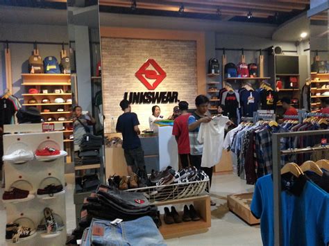 Developers are flocking to the new extension store 6