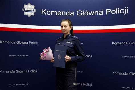 Ostrowska funkcjonariuszka laureatką konkursu Policjant który mi