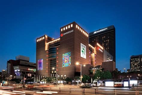 The World S Best Department Store Review Of Shinsegae Gangnam Seoul