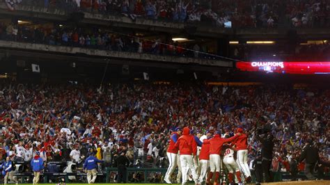 Phillies Fans Lose Their Mind, Scale Light Poles In Epic NLCS Celebration